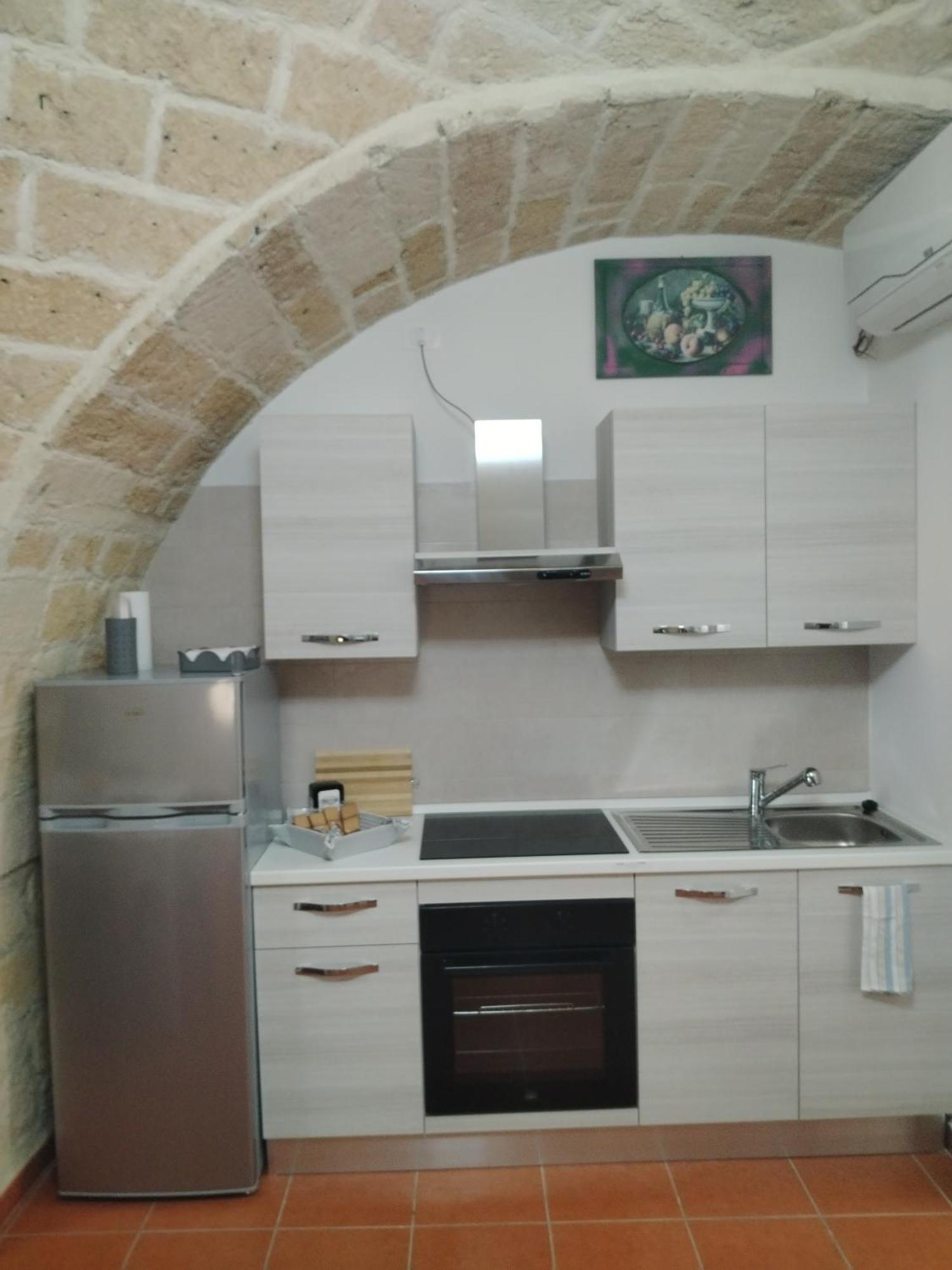 Casa Vacanza Nel Cuore Della Pietra Μπαρλέτα Εξωτερικό φωτογραφία